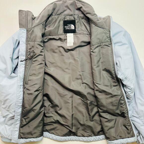 The North Face Quilted Lightweight Coat in Powder Blue Nylon - Picture 6 of 9
